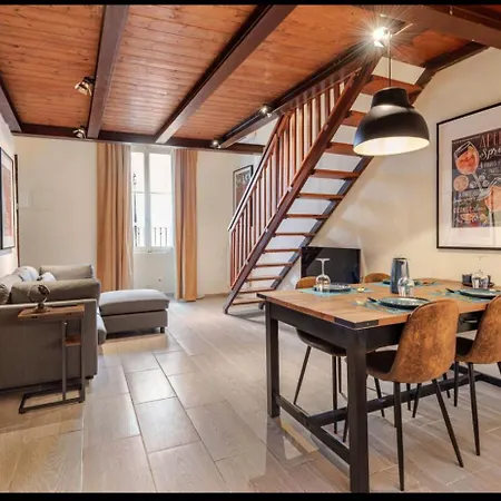 דירה Between Past, Art, Music ספולטו