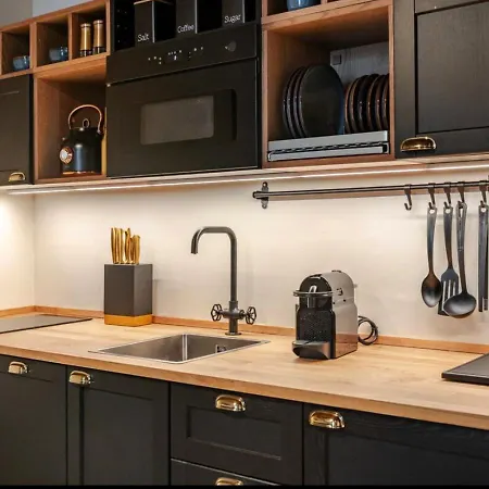 דירה Between Past, Art, Music ספולטו