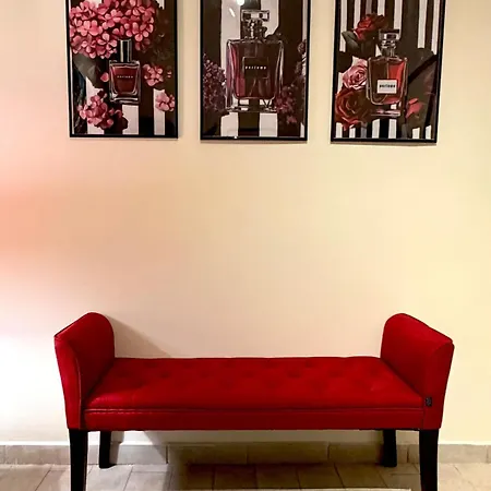 Apartmán Between Past, Art, Music *